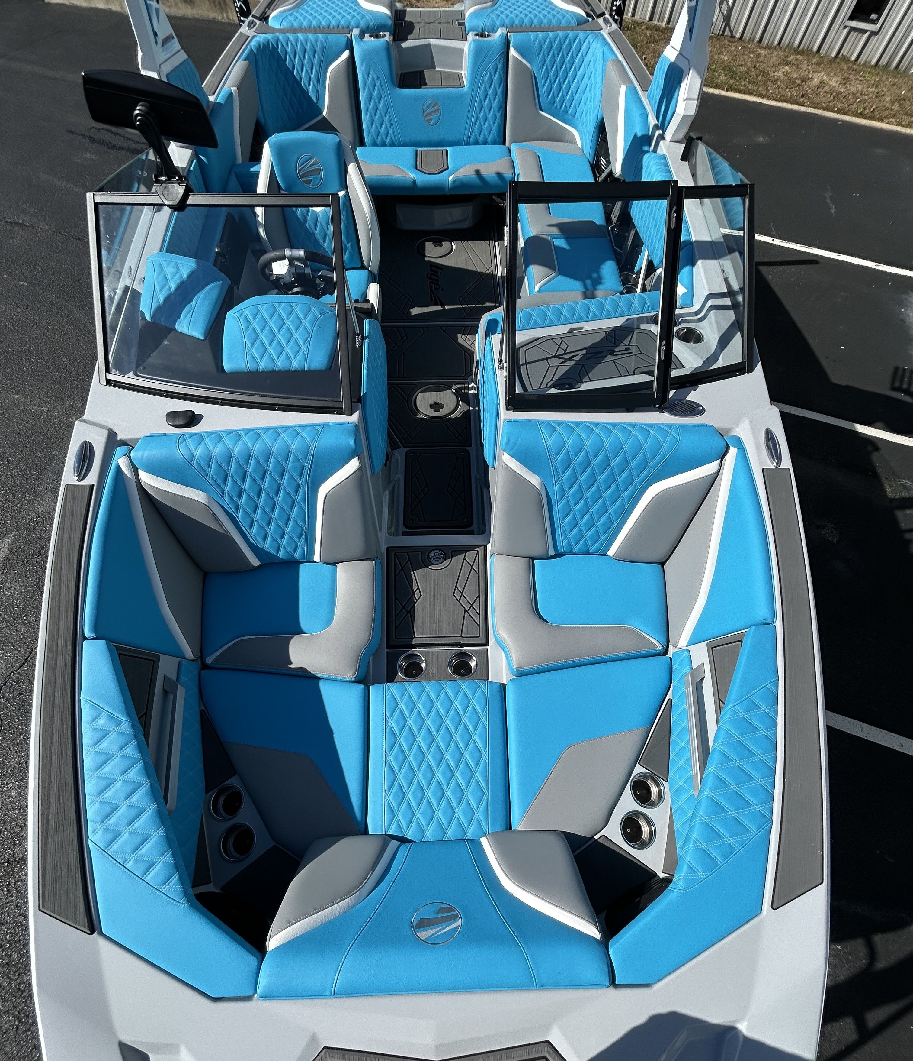 2024 Tige 22RZX Icon